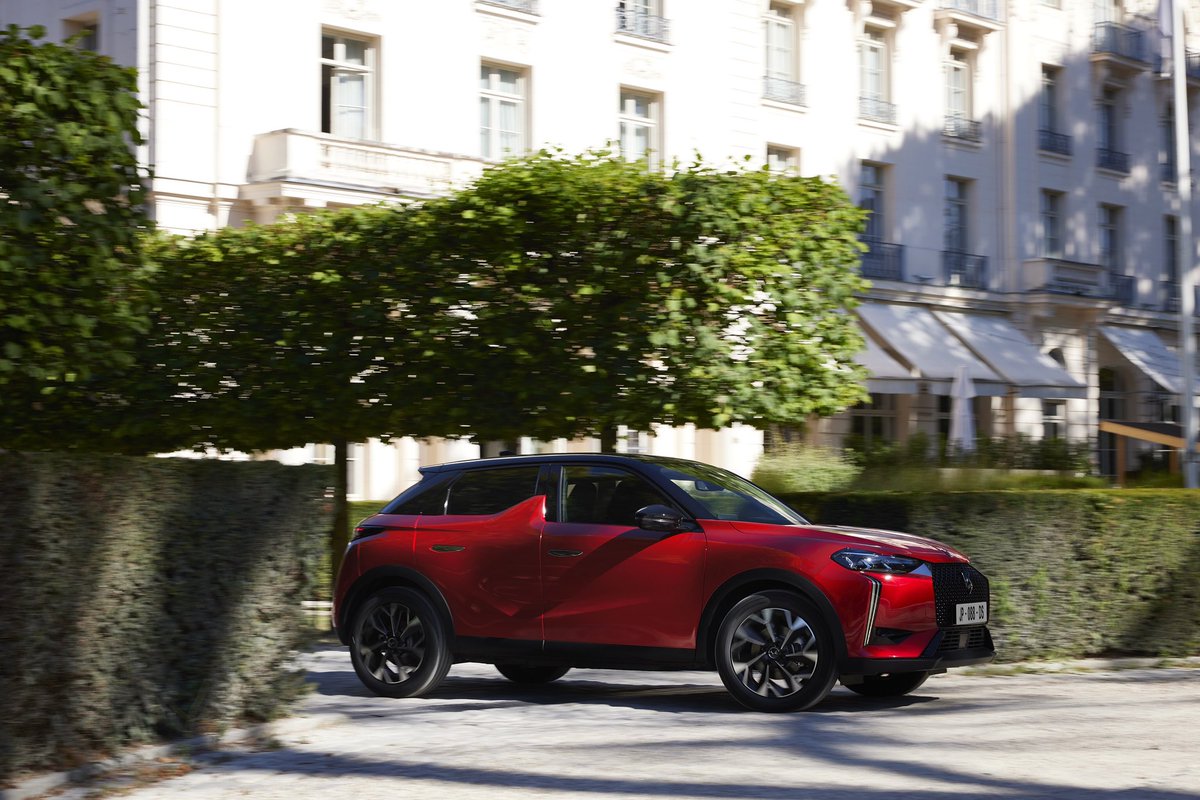 MotorPias_of's tweet photo. Nuevo @DS_Espana 3. 
Llega el lavado de cara al más pequeño de la gama del fabricante francés. Trae grandes novedades, incluyendo el nombre; que abandona el apellido Crossback. 
#ds #dsautomobiles #dsespaña #ds3 https://t.co/vTDq0bL9Lp