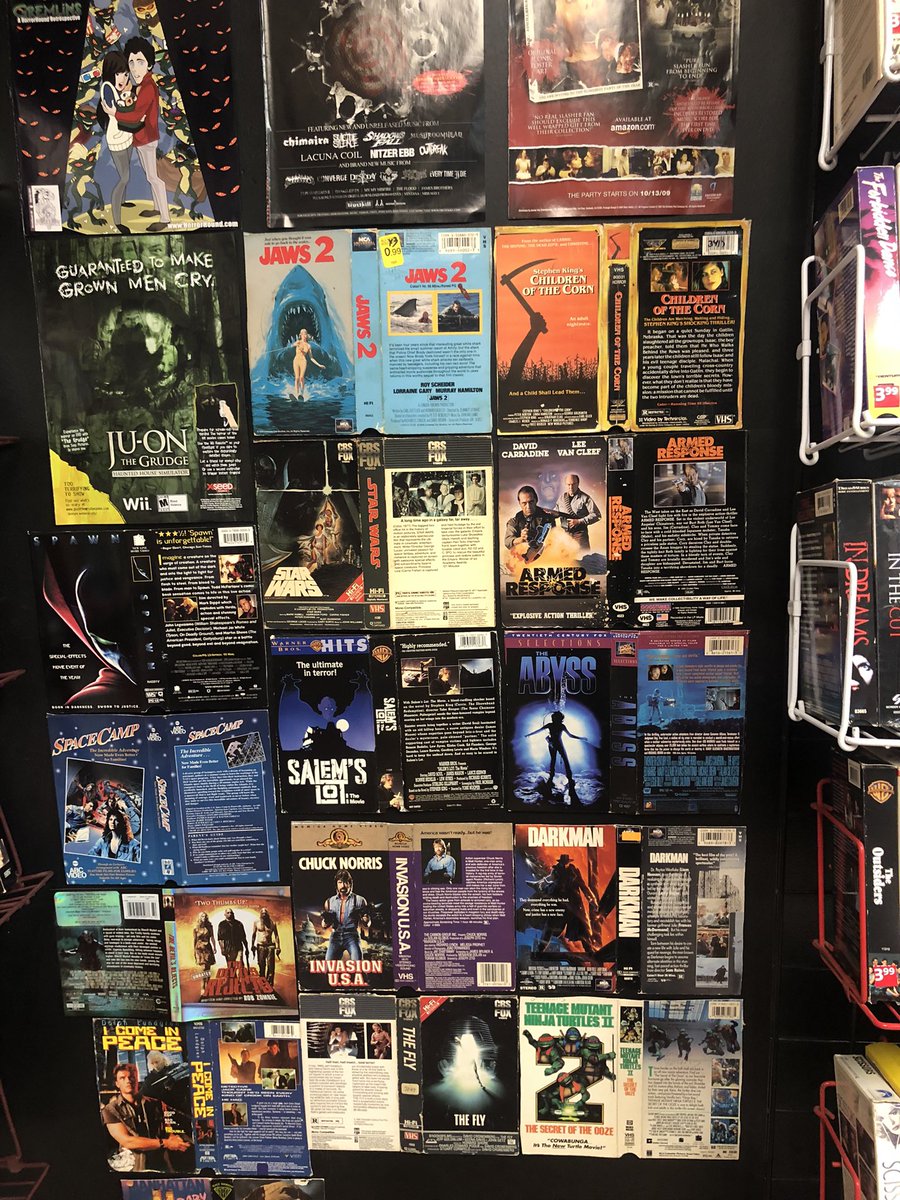 wolfsoul4's tweet photo. We dropped by one of my favorite stores in Tampa 

#ViperVideo has an outstanding collection of cult and hard to find physical media and they specialize in scifi and horror https://t.co/FGXMEpYA1w