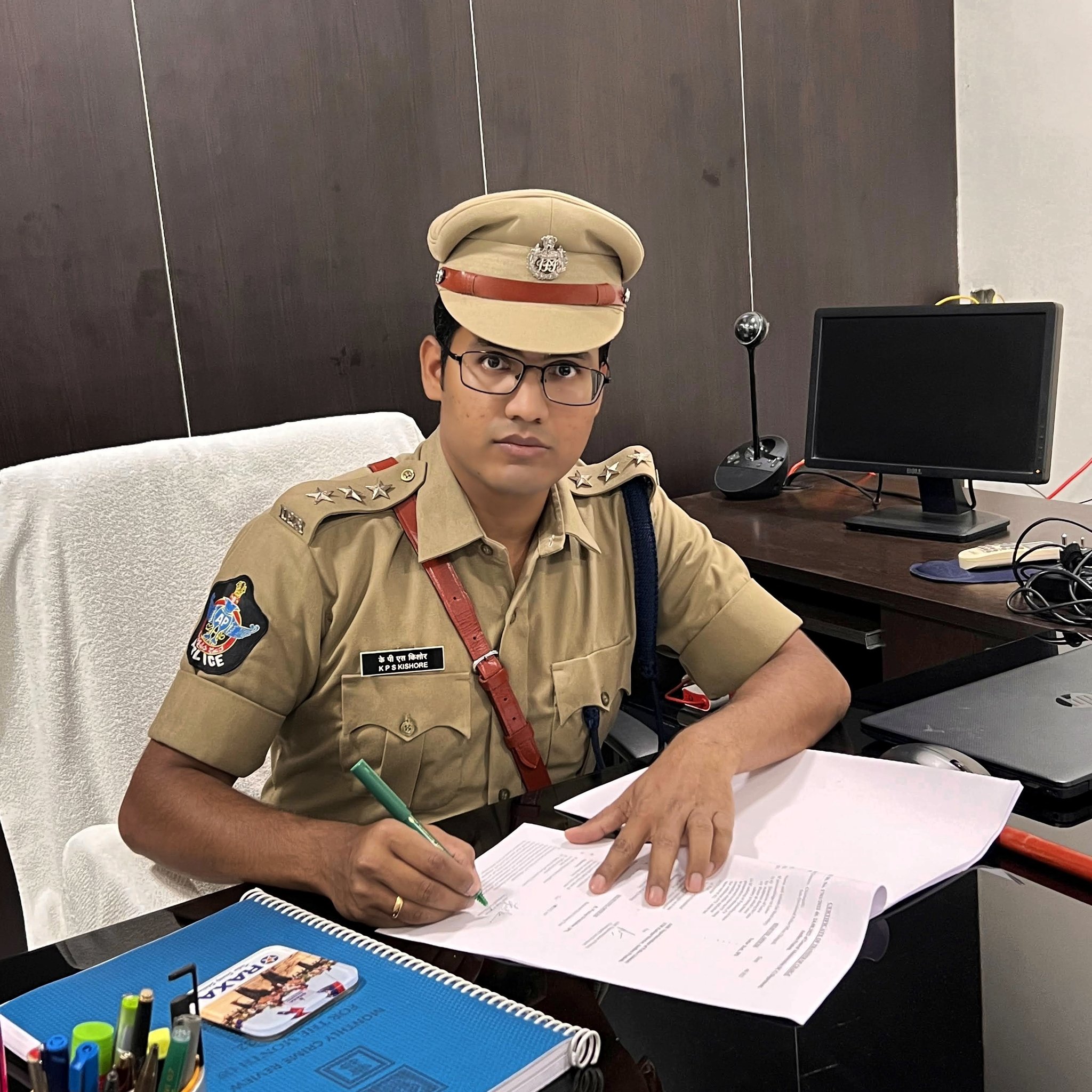 Kishore Kommi on Twitter "NewProfilePic https//t.co/iN0oWaXALg" / Twitter