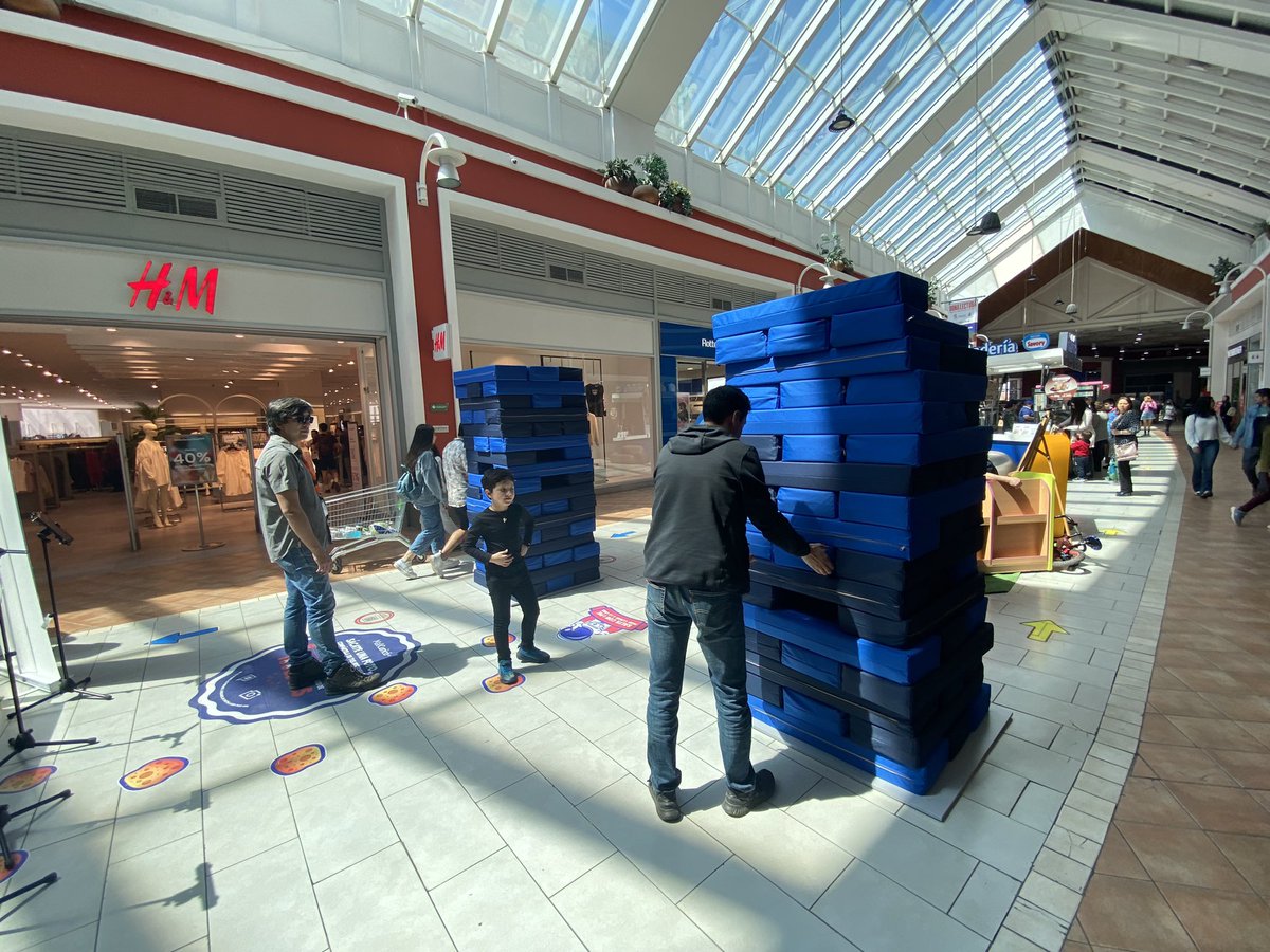 ExploraMaule's tweet photo. #Curicó: Ya estamos en el @mallcurico con la #CienciaPopular🚀 celebrando #FECI2022 🧬🚀
🧪Ven a experimentar, jugar con la gran jenga del agua 💧 y por tu libro de los #Cubios 🦕🐧🦊, además de aprender con los @ProtectoresC
🤓Te esperamos 🙌 https://t.co/rxNmDWrwVo