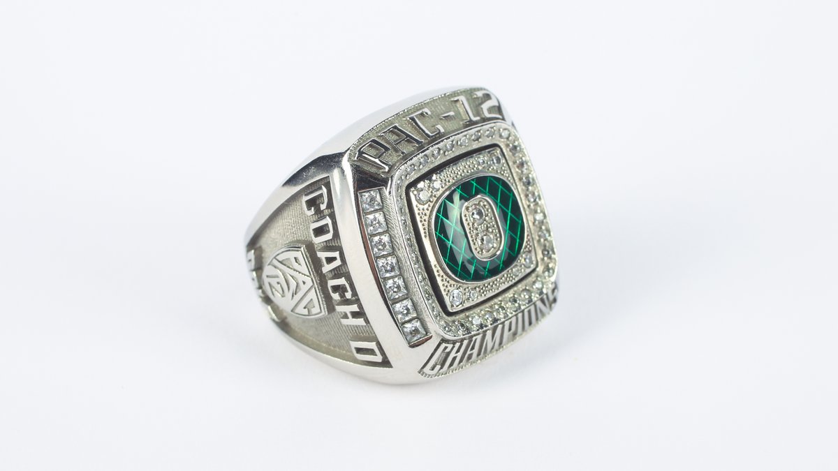 Closer look at the Ducks' 2022 Pac-12 Championship bling 💍🤩 #GoDucks