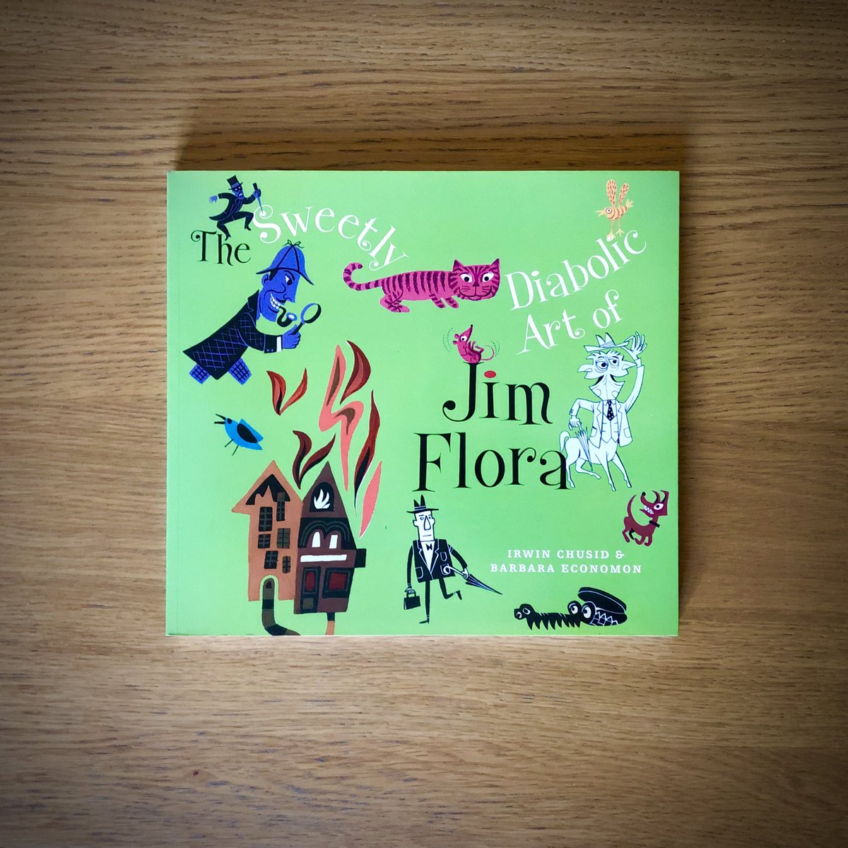 _davidtr_'s tweet photo. 275. The Sweetly Diabolic Art of Jim Flora. Jim Flora / Irwin Chusid / Barbara Economon. Fantagraphics. 2009. @jimfloraart @fantagraphics #TheSweetlyDiabolicArtOfJimFlira #JimFlora #IrwinChusid #BarbaraEconomon #Fantagraphics #comics #nº275 #2Octubre #Año2022 #davidtr https://t.co/HS6qfNMOad