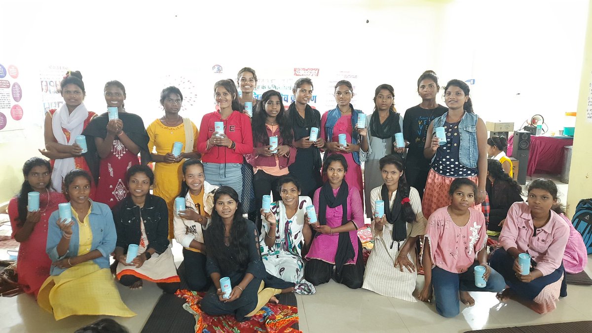 MbaAnjali's tweet photo. @vikassamvad organized  lifeskill and mensuration mgt training in Rewa, Panna, Satna and Umaria. In this training 250 menstrual cup supported to the adolescent girls from low income family for tension free periods @dasra @mp_wcdmp @RewaCollector @Collector_Satna @CollectorUmaria https://t.co/H4MWe7haYU