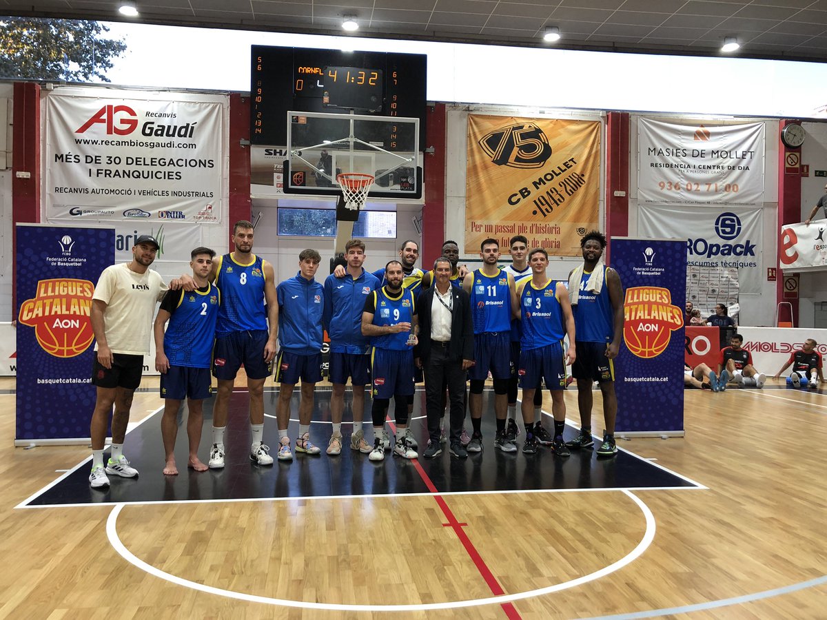 CbSalou's tweet photo. LEB PLATA | 🟡 Tot i una pretemporada plena d’incidents…

🥉 Tercera posició a la #LligaCAT AON de LEB Plata

✅ 2 victòries
❌ 1 derrota

Continuem treballant! 

#JuntsFentHistòria https://t.co/PHTF0sD7xa
