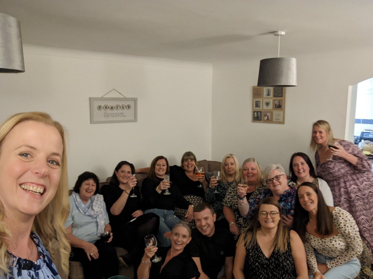 Blessed to work with these amazing people! We made sure Denise had the best send off into her new role as Divisional Director! <a href="/DAOcrewe/">Del Owen 💙 the NHS</a>