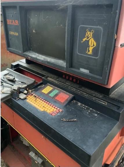 popcornsupplied's tweet photo. I found the #Bitcoin world CoMpUtER.

#TrueAlpha #Crypto https://t.co/GHJiDIDAK7