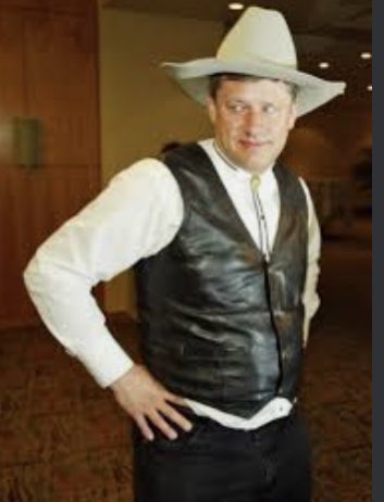 TrolldeTrolls3's tweet photo. @bk_belton @1MikeMorris @roulinski But #PeePee #PP says he is a #MasterDebater! He learned that while attending the Harper Calgary Brokeback Mountain Spa Institute, #MasterDebating with other cokepokes. https://t.co/NDXFe4moF8