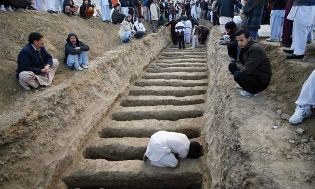 HafizaMahdiyar's tweet photo. برای آرزوهای خفته در خاک
#StopHazaraGenocide https://t.co/lKmp83mHPm