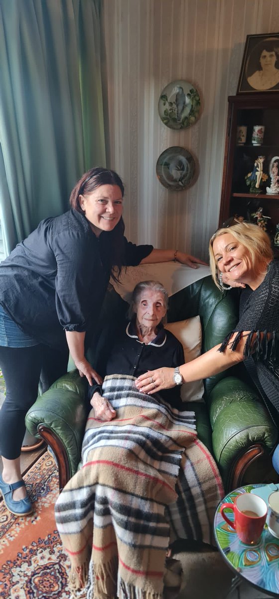 Lindsey Ward DJ tweet media