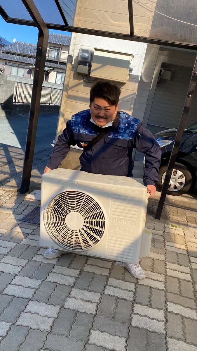 ryottan__0903's tweet photo. 夫婦で仲良く家電屋させてもろてます👾

@minya_____ https://t.co/l7irwYYAv8