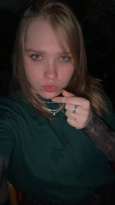 Kuss 💋 https://t.co/hJSK8dYymm<a href="/tag/nsfwgirl"class="tags"><span>#nsfwgirl</span></a>
