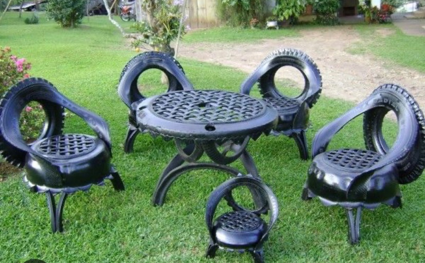 TheUntire's tweet photo. #DidYouKnow 
Some folks make neat outdoor furniture from #recycled #tires.

#circulareconomy 
#Reuse #Recycle #Cleanwithme
#TiredEarth #tweet100
#litter #conservation #ZeroWaste @ideaordie  

15/100 ways for #tirerecycling
Join #TeamTires #Cleaningup https://t.co/oXrX9bDzuN