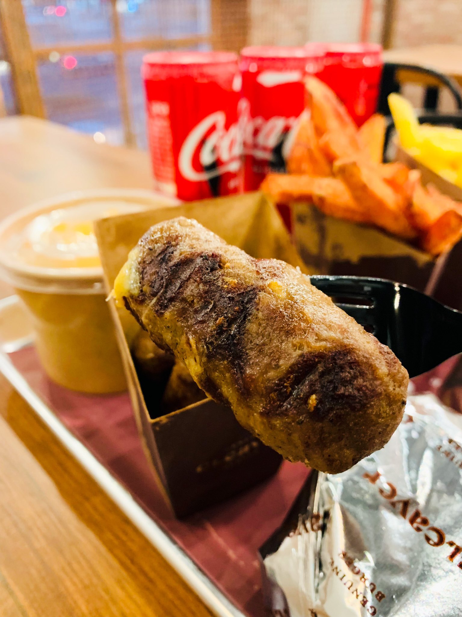 الذّواق مطاعم الرياض on Twitter "جديد حي الملقا📍 كليڤر برجر Cleaver