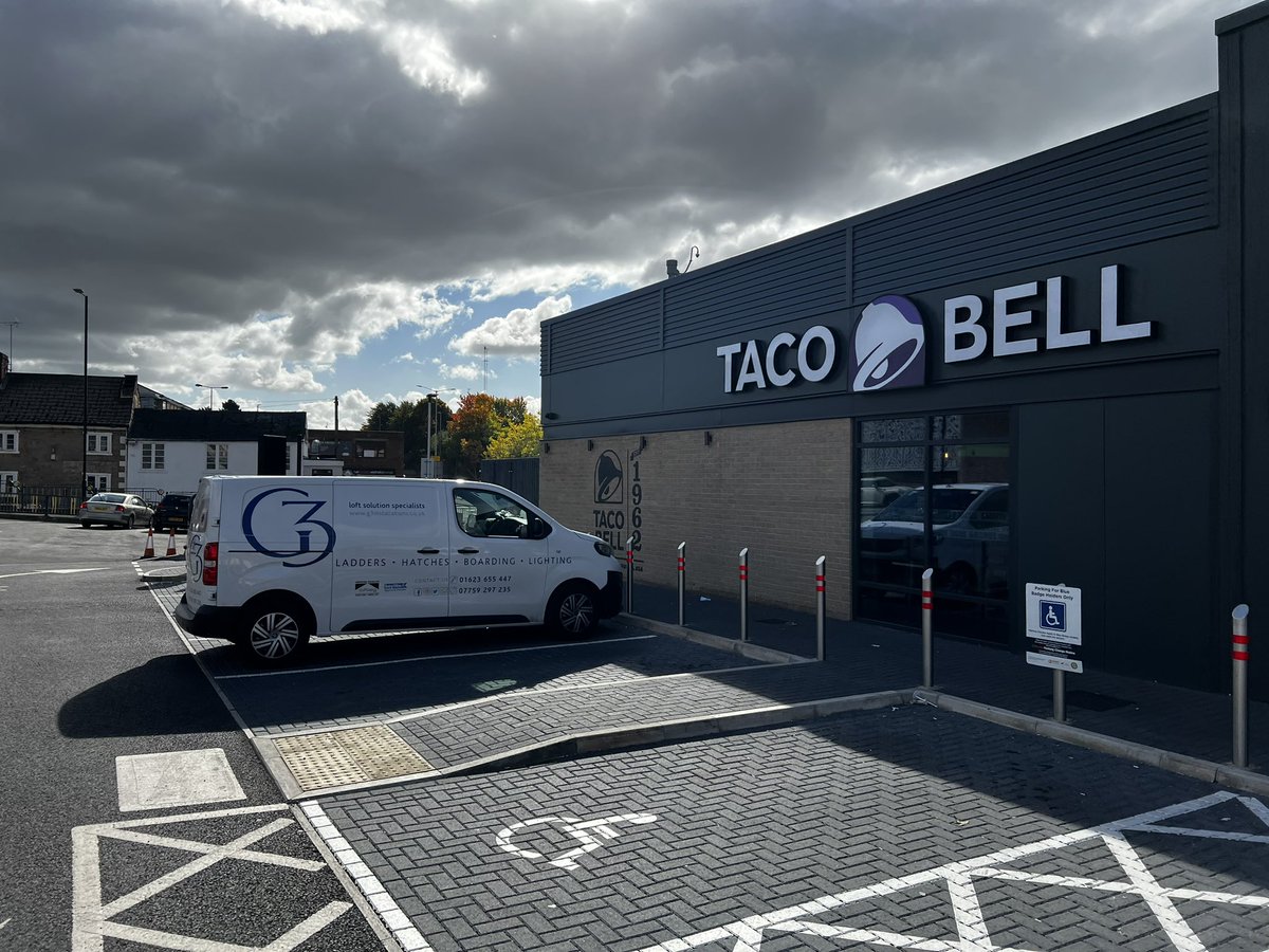 G3Installations's tweet photo. What a view! @tacobell 👌🏻👍🏻👌🏻 https://t.co/BjhCi4EkUX