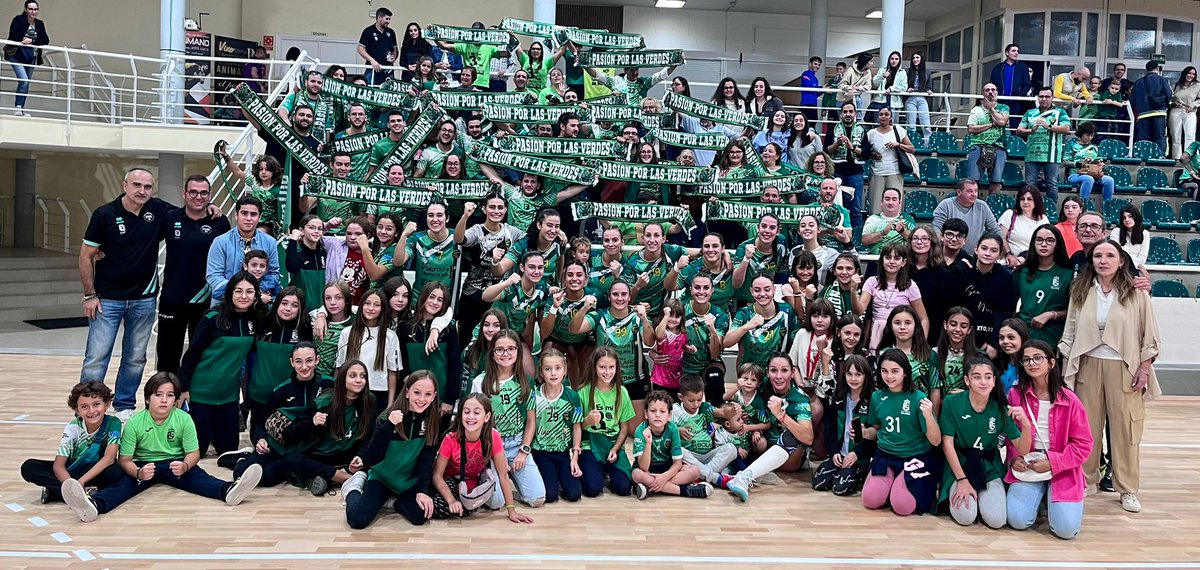 CBMB_Official's tweet photo. ‼️ [CRÓNICA] El Vino Dª BERENGUELA BM Bolaños inicia la competición de la mejor manera posible.

Nuestras chicas de #DHOroFem 🥇estrenan la categoría ante un mítico del Balonmano español como es el @RodriguezCleba https://t.co/nACYKcg2VS