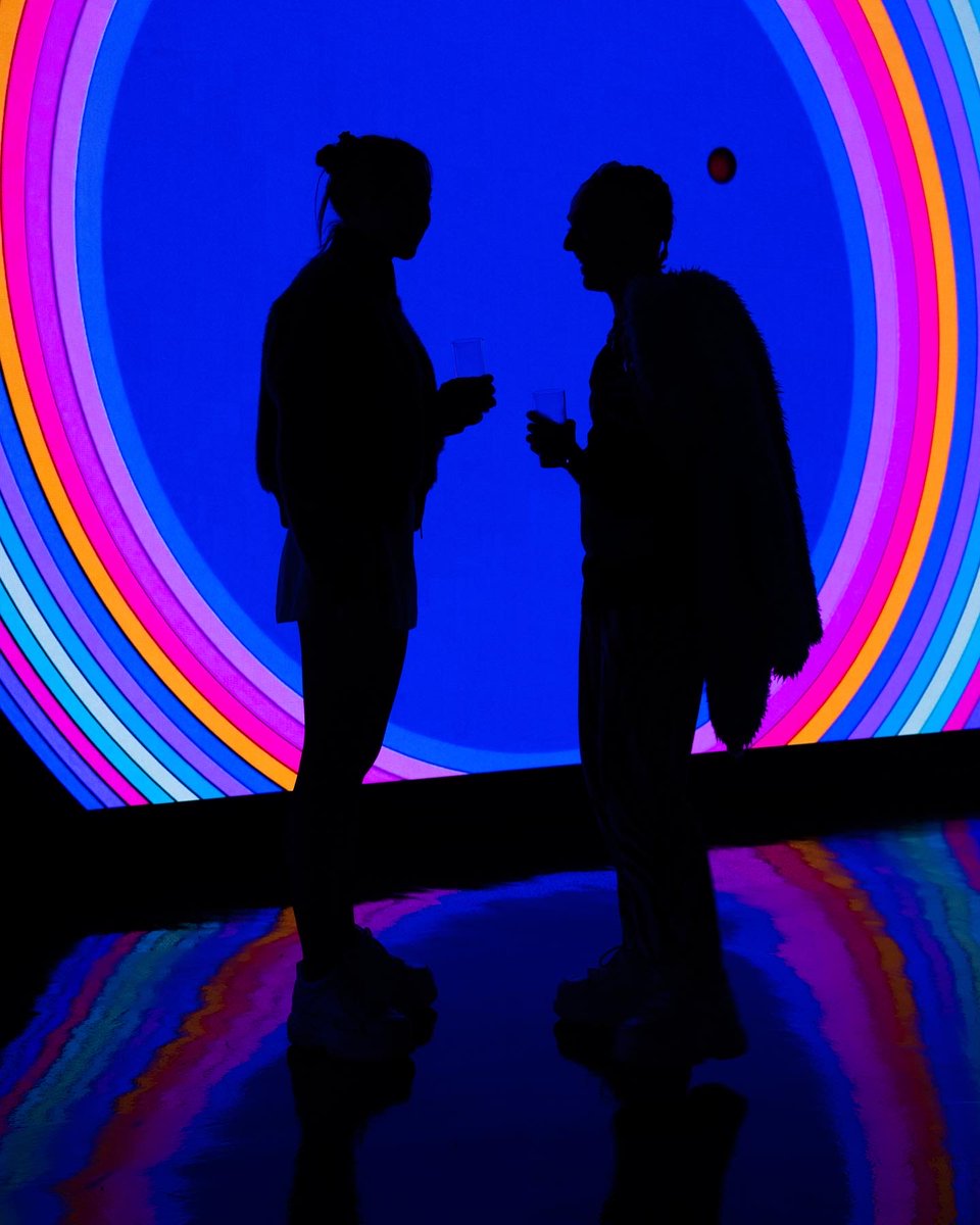 W1curates's tweet photo. W1 Curates Presents Disruption
Here are some images from the opening night of Disruption with @33nft and @CozomoMedici
@flannelsfashion
@GBMedici
@W1curates
#33nft #medici #digitalart #london #exhibition #w1curates #w1immersive #nft #digitalart #publicart https://t.co/sQtuwS43LY
