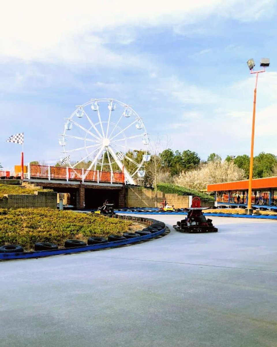 FunSpotAmerica's tweet image. It's Spotlight Sunday! This week we're featuring one of our go-kart tracks at our Atlanta location, the Road Course! Make your way around twists &amp;amp; turns on this multi-level course as you race against family and friends!

#funspotamerica #funspotatlanta #gokart #FindYourFun