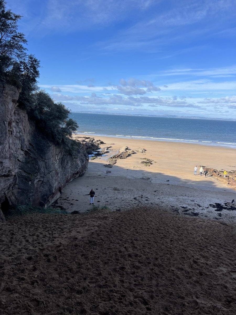 goose646's tweet photo. From a former life I fondly remember this bit of beach. The slope is worse than it looks but great for fitness training. Press-ups in the sea in January was maybe too far! Thoughts? #IfYouKnowYouKnow #MurderHill #SFSTS #RecruitTraining https://t.co/YdouoWe46J