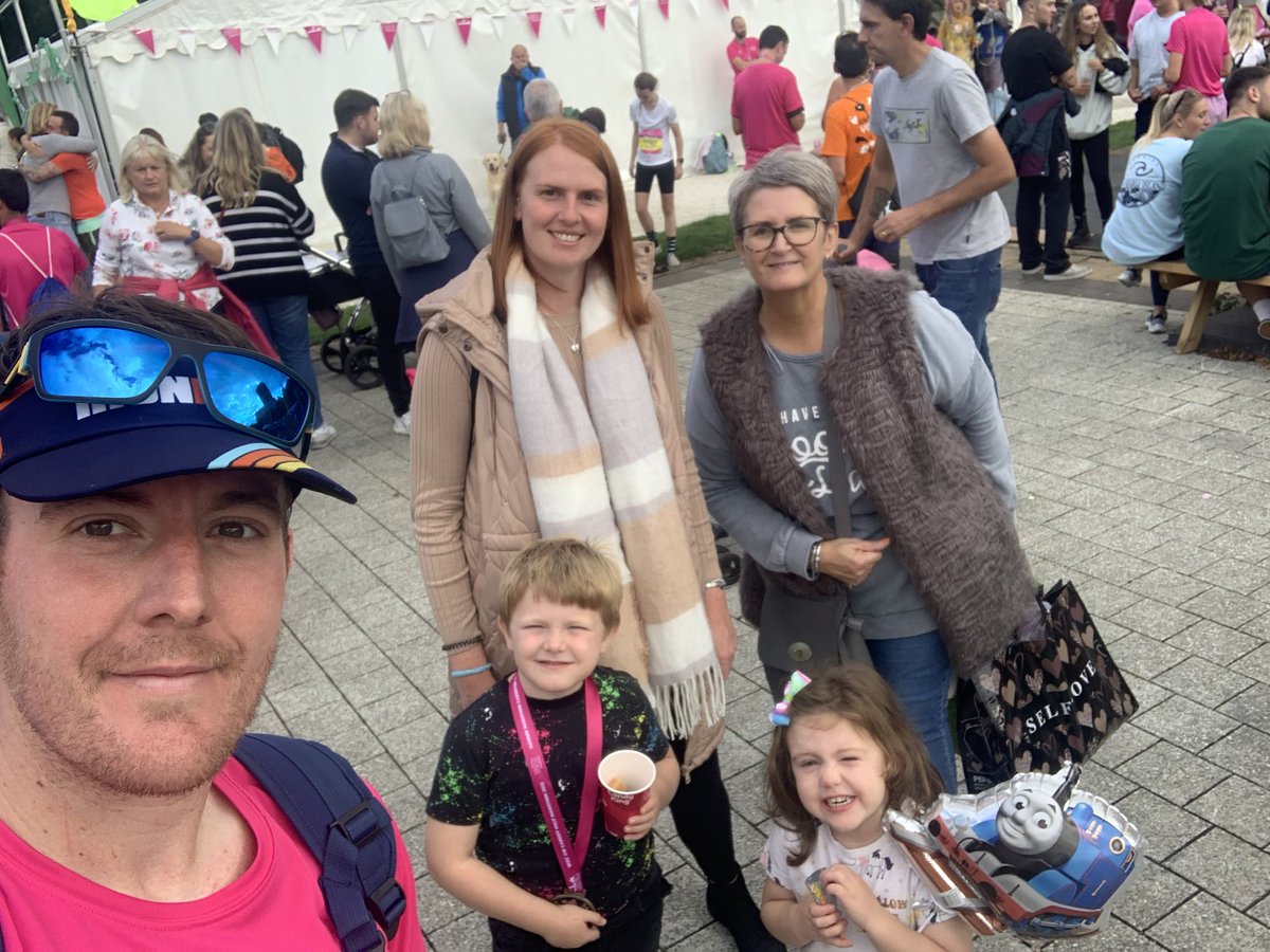 My favourite squad ❤️ <a href="/CardiffHalf/">Cardiff Half 🏴󠁧󠁢󠁷󠁬󠁳󠁿</a>