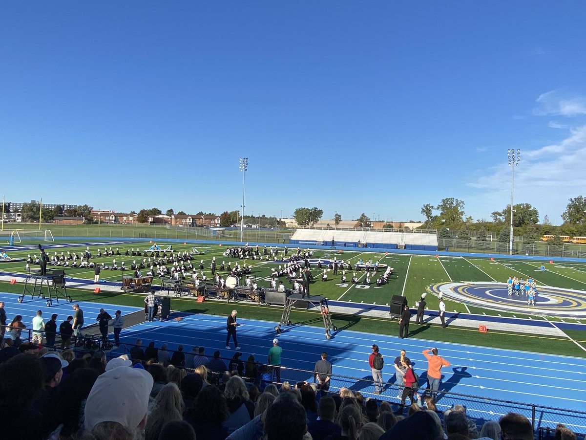 Novi Bands tweet media