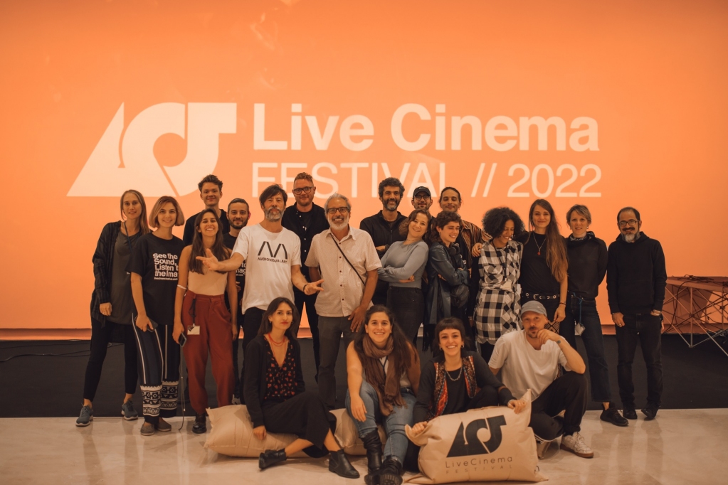 GRAZIE A TUTTI 🧡
Si è conclusa la  IX edizione del nostro festival!

#lcf2022 

#lcf2022 #livecinemafestival #avnode #newmedia #visual #av #video #vj #audiovisual #avperformance #digitalart #audiovisualart #touchdesigner #performingarts #visualart #design…