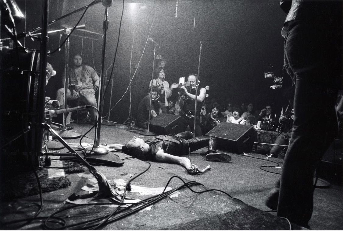 The Dead Boys live in concert 

#theDeadBoys #CBGB #punk #NYC #70sMusic #retro #music #live #punkrock #Ramones