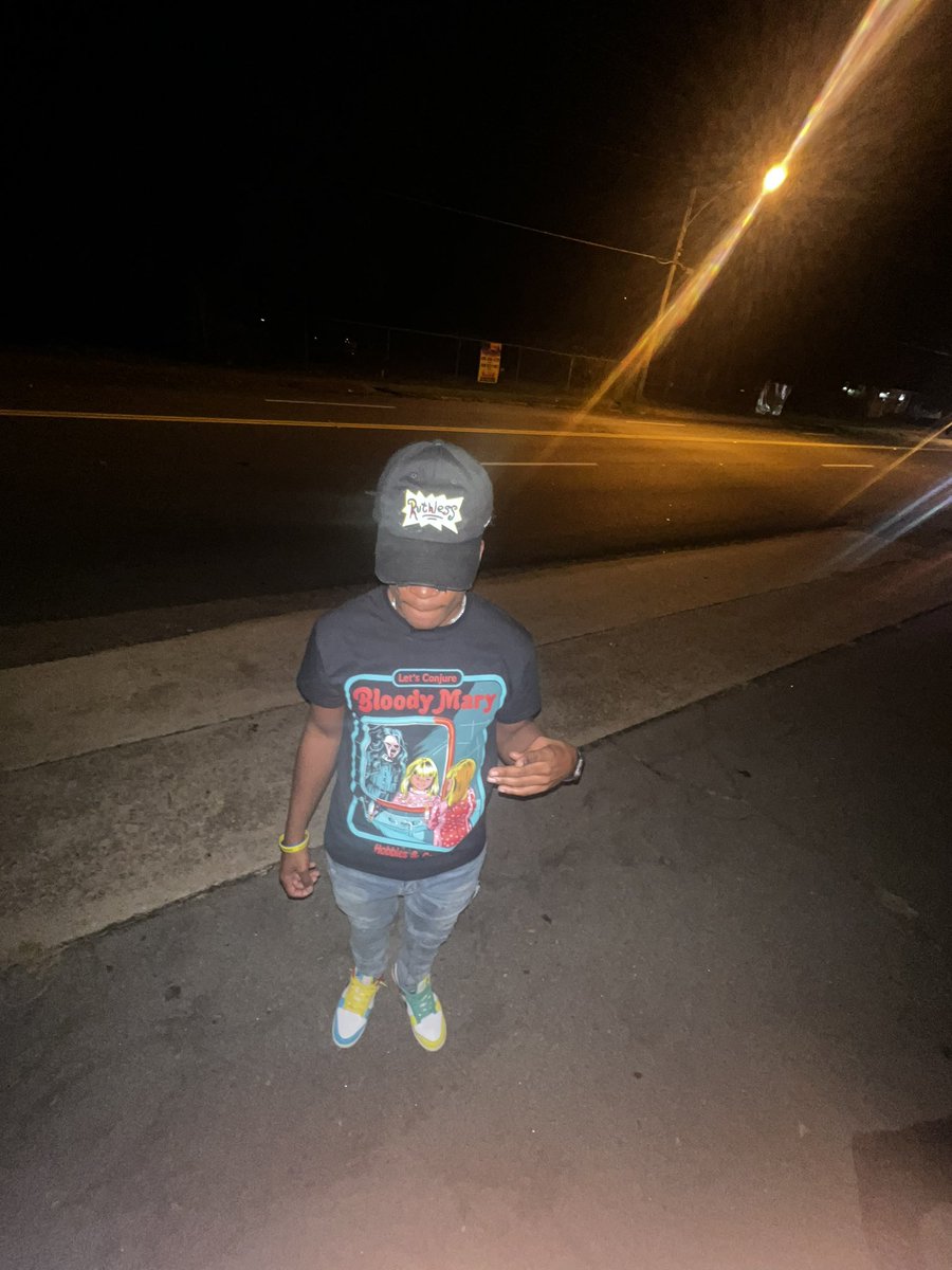 blackb0ydavid's tweet photo. FTSIHC🛸🩸 https://t.co/pmwlfqhrYM