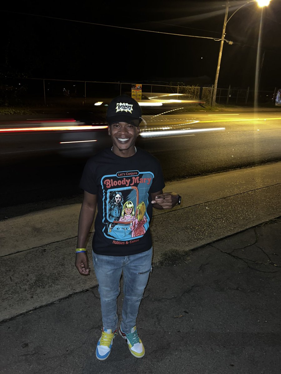 blackb0ydavid's tweet photo. FTSIHC🛸🩸 https://t.co/pmwlfqhrYM