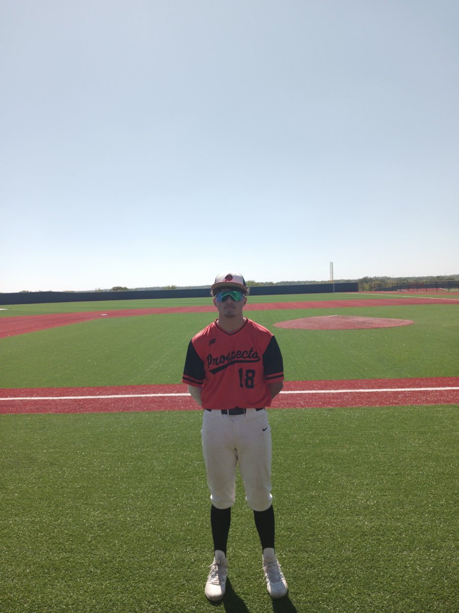 F: @dprospects15 Hytche 2023 5, Diamond Prospects 2024 4 PoG: @IsaiahMedelli11 1-2, 2B, RBI, R