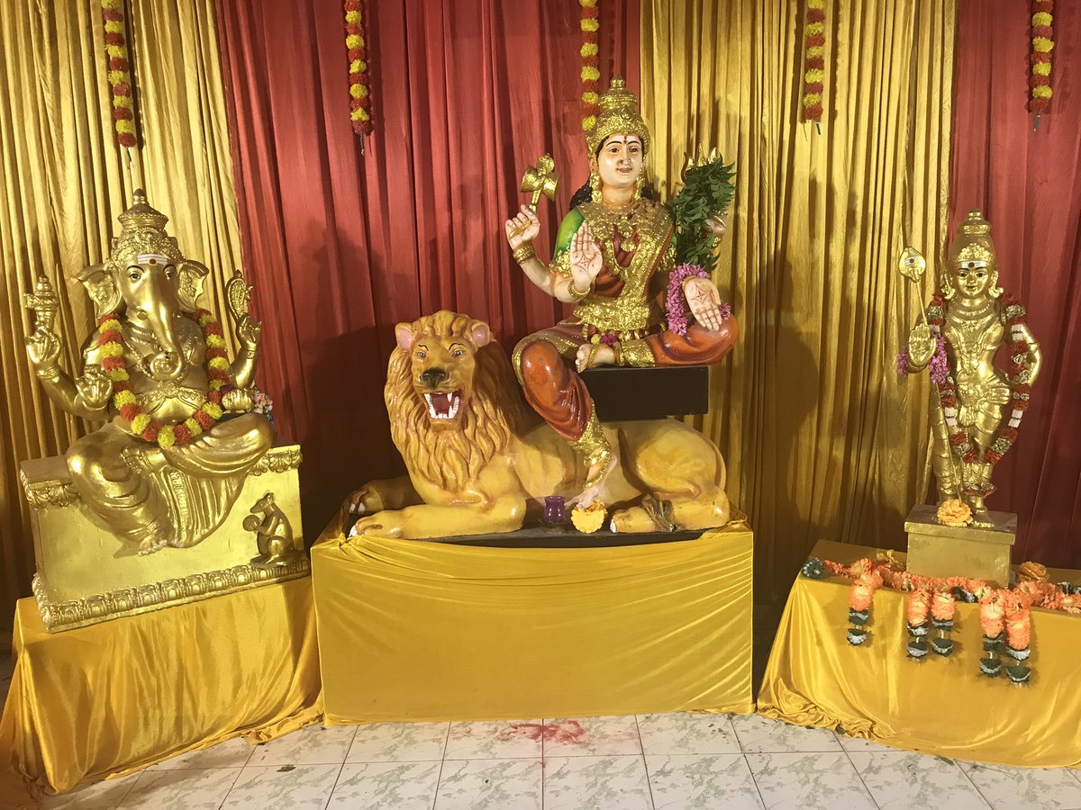 AYYANSELVA's tweet photo. May the auspicious occasion of Navratri bring into your lives eternal happiness and choicest blessings of Maa Durga🙏
#DurgaPooja2022 #DurgaMaa #Navratri2022 #MadrasKaliBari #Kaliamman #NavratriKolu
#MyClicks #MobilePhotography #iOS15.7 https://t.co/GJwO975wLN