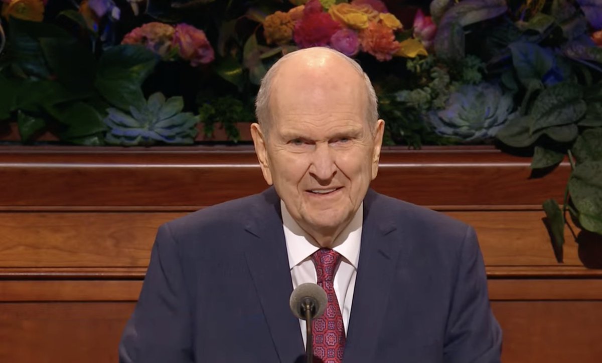 Tad_Walch's tweet photo. "In coming days, we will see the greatest manifestations of the Savior’s power that the world has ever seen. ... He will bestow countless privileges, blessings and miracles upon the faithful." #PresidentNelson #GeneralConference #Deseret https://t.co/wl4JCydSoj