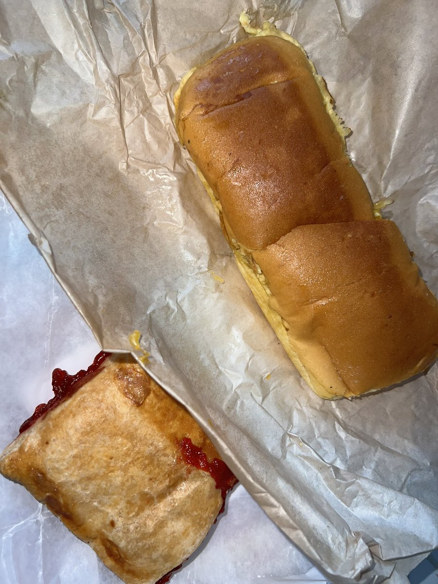 buzzedbitess's tweet image. 📍Zaza Curry Ford - Orlando,FL               Que ricooooo!