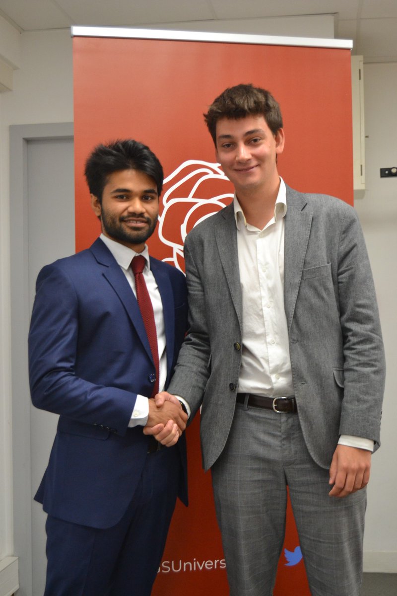 marco_frizon's tweet photo. Immense plaisir d’avoir été élu président national du @gsu en succédant ainsi au président-fondateur, mais surtout ami, @abir_adam.

Entouré d'une très belle équipe, nous serons force de proposition, engagés pour les valeurs du #socialisme à travers la #recherche #universitaire. https://t.co/E4HgQ3KSOJ