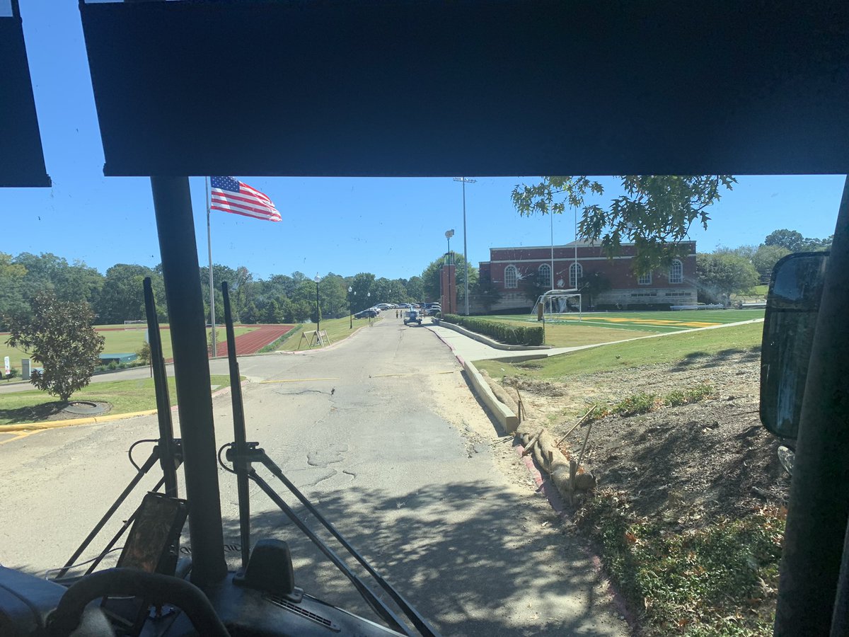 BelhavenFB's tweet photo. 5 Days of Travel through 5 states, waited out a hurricane and had no idea when or where weβd actually playβ¦. Finally home at 12:45pm Sunday with a WIN!! Now on to the next oneβ¦. #BeatNCWesleyan #BUnshakeable #AnytimeAnywhere https://t.co/DIsdsygqAU