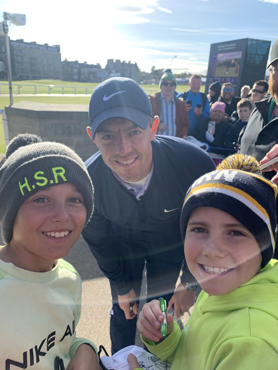sachaoates's tweet photo. Legend @McIlroyRory https://t.co/ylxlGMxYnB