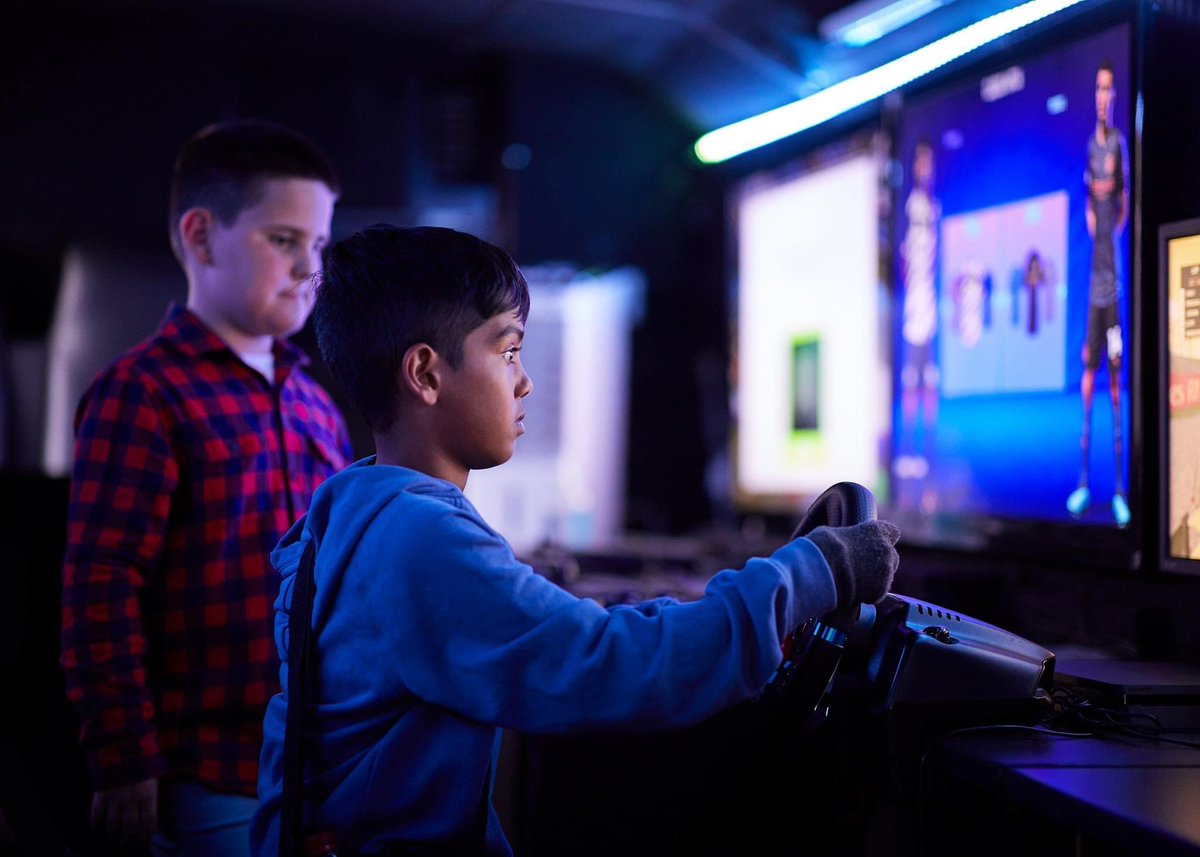 Gamesconsw's tweet photo. The GamersBus will be the event 18th Feb along with multiple gaming zones at the Westpoint #gaming #gamers #westpoint #fragers https://t.co/m1gdelZHqQ