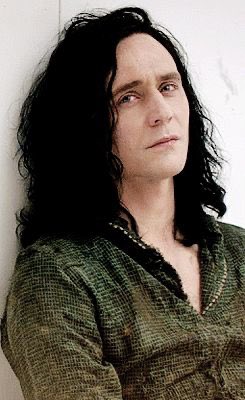 Loki Laufeyson (Parody|Fake) (@boundmischief) on Twitter photo 