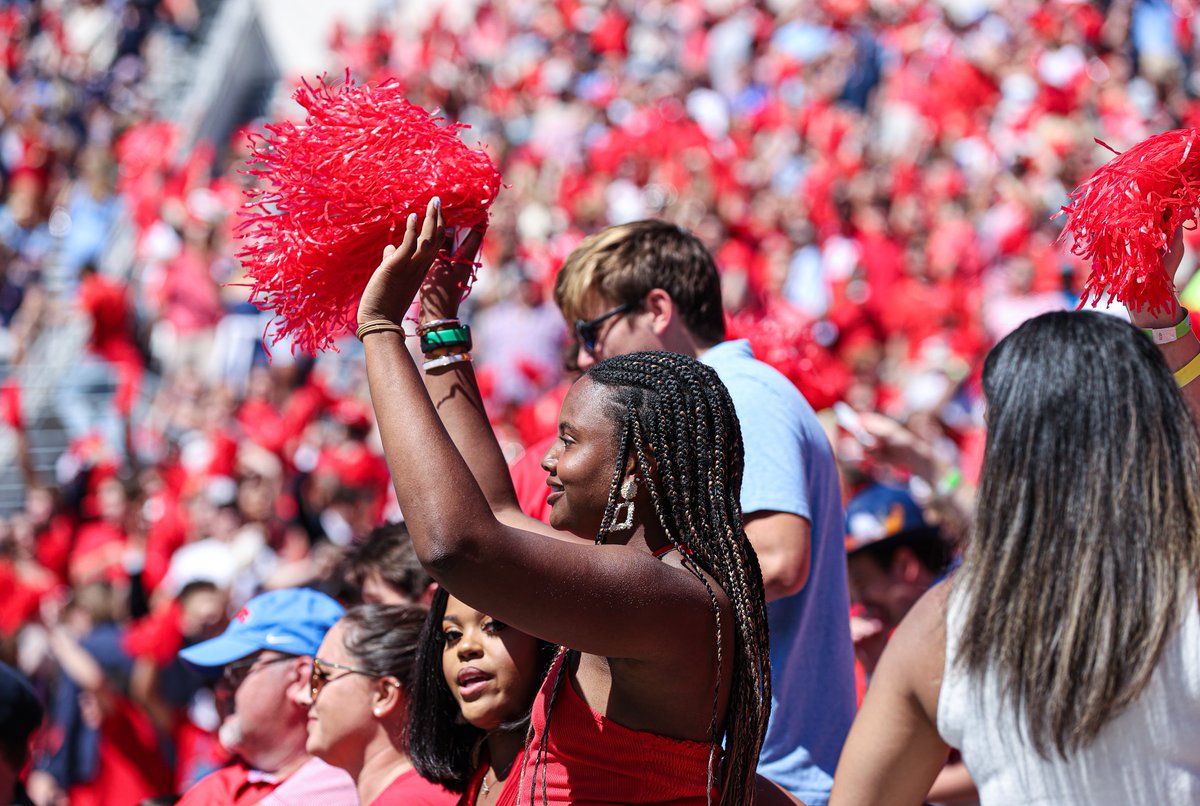 OleMissSports's tweet photo. Still thinking about this atmosphere 🔥

Rebel Nation, you showed up and showed out yesterday! 

@OleMissFB | #HottyToddy https://t.co/4nd8gUuX50