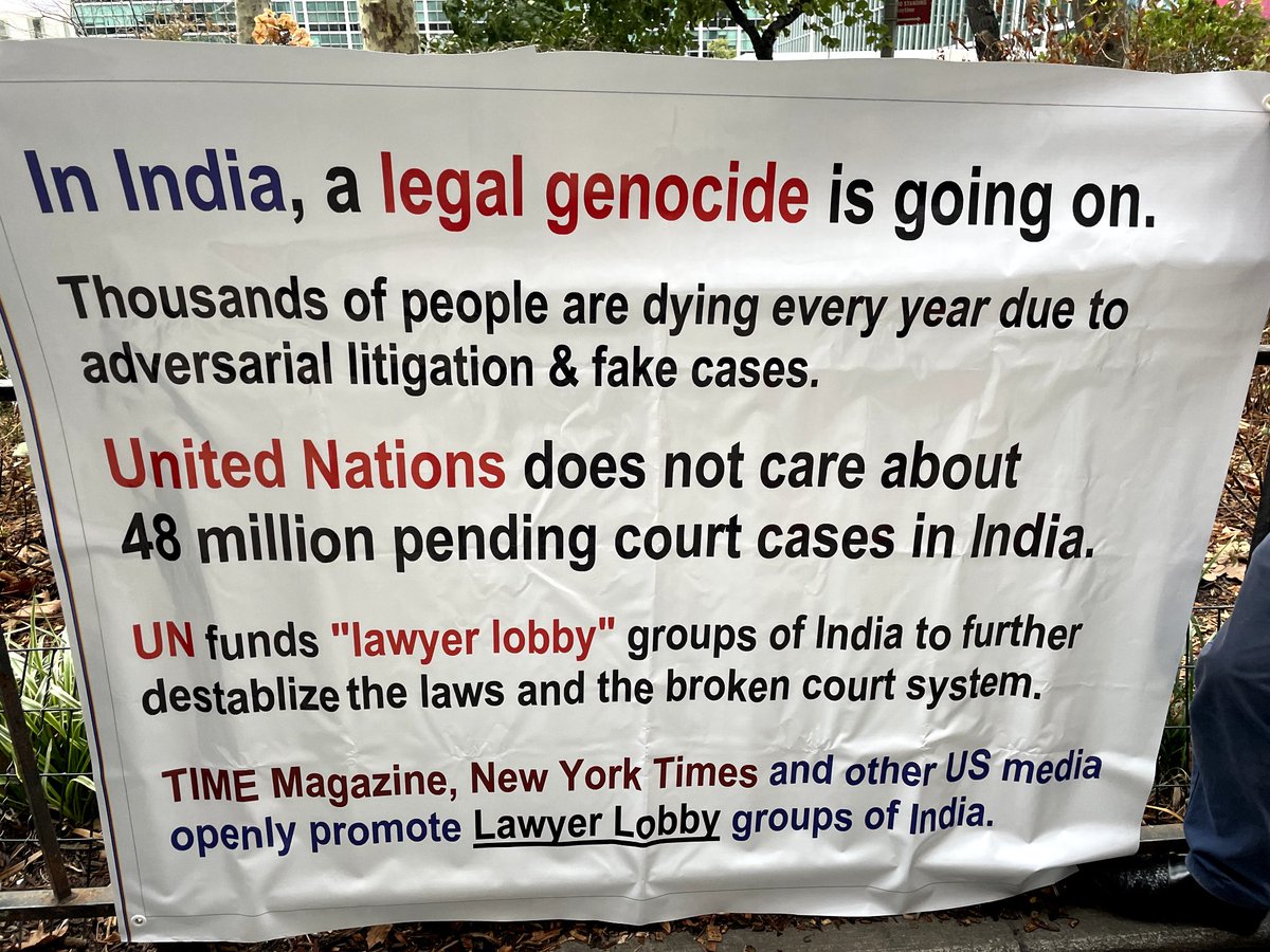 phu_phaiter's tweet photo. Either reform laws or make assisted suicide a legal right for men. If you're so keen on executing #MaleGenocide then atleast let us die with dignity
#LawyerLobbyGroups #UNisEvil #498A #Genderbiasedlaws #MarriageStrike #BoycottMarriage #SaveIndianMen https://t.co/FCQskX4bTr