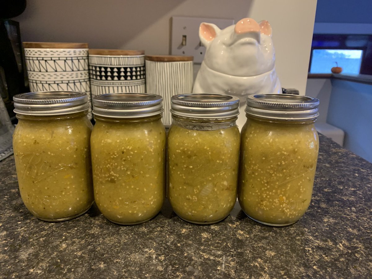 💃🏻 Salsa verde (made with student grown veggies from <a href="/NES_CT/">NES_CT</a>’s Plant Patch) is ready for sampling! 👩🏻‍🌾