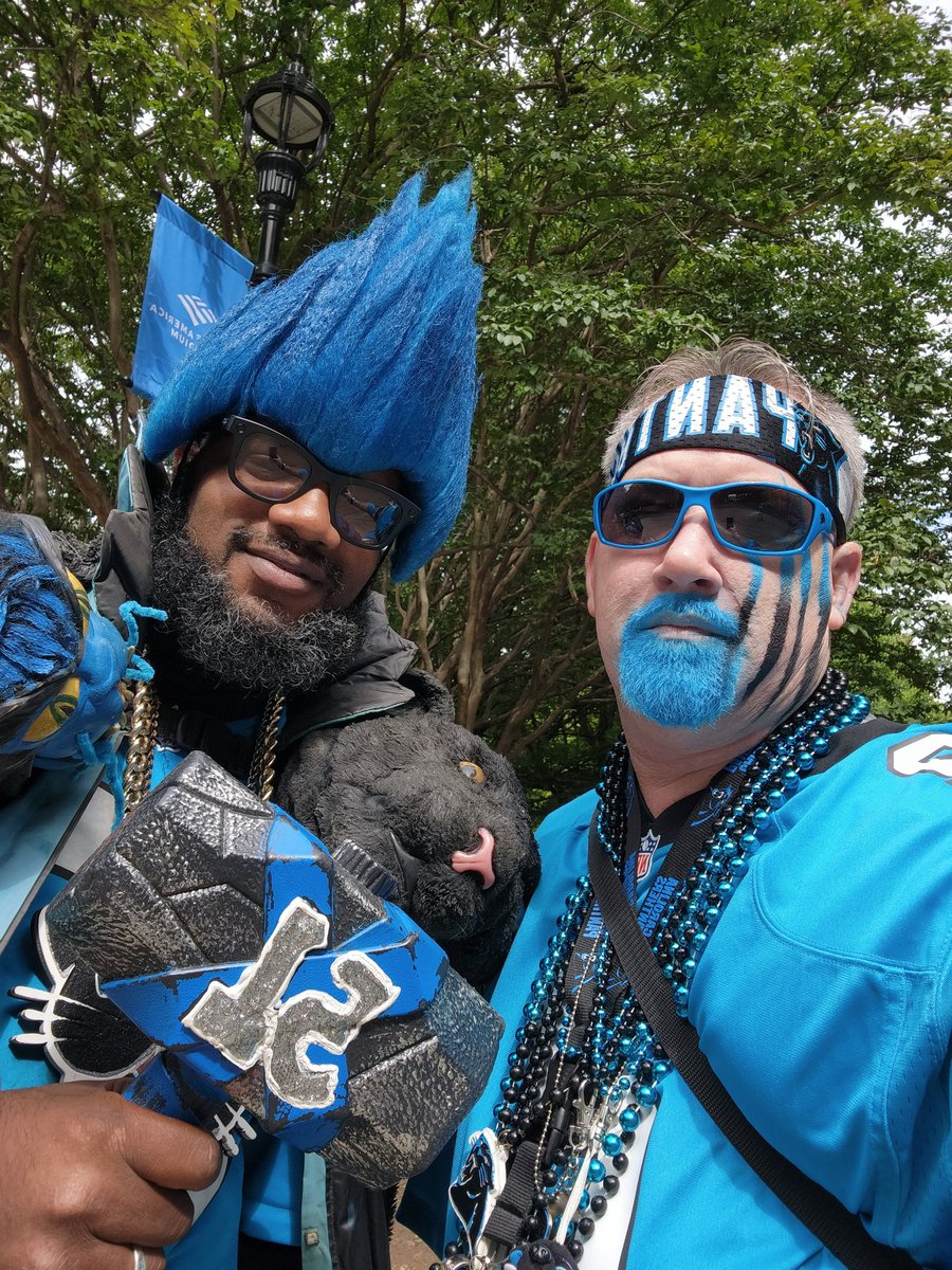 TomCatJr78's tweet photo. Always a pleasure bumping into my dude @CatmanJr87
"We Ready" As you can see!
#LetsGetThisW
#KeepPounding Because We Are All
#CP4Lπ―π€ππ€ππ€ https://t.co/ljmAvxOTNj
