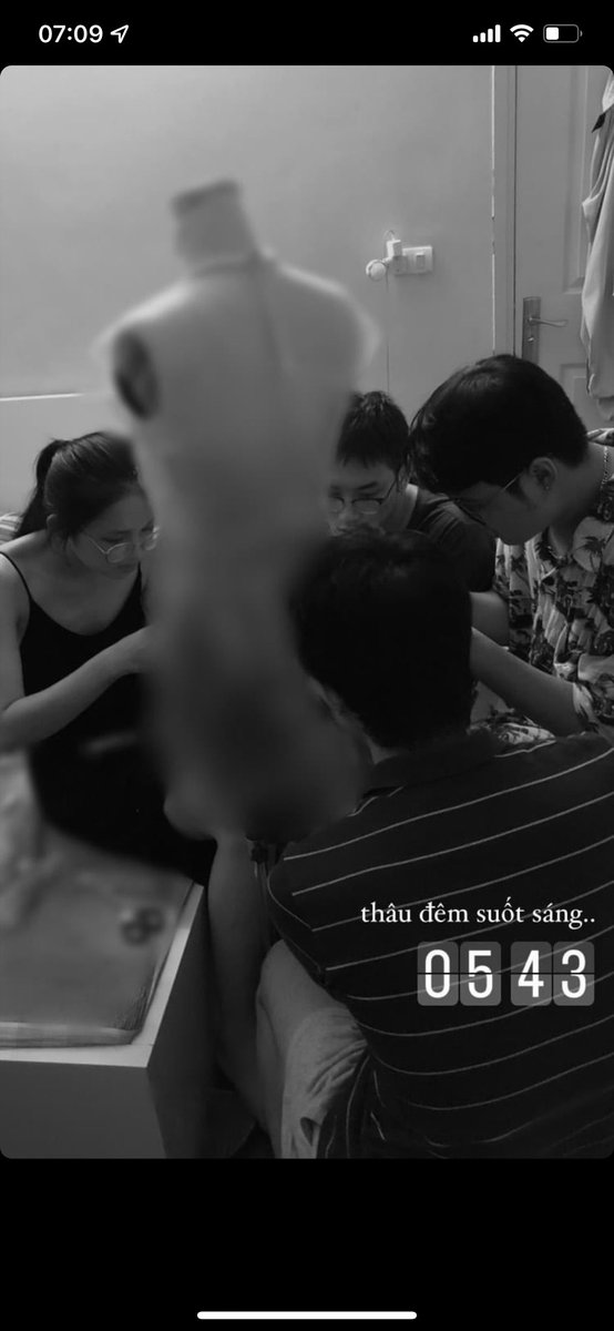 12month30days's tweet photo. Một buổi tối ngập trand không khí tiêu cực … Nhìn vào những thành tựu liên tiếp mà bạn bè nhận được … trong lòng nảy sinh nên cảm giác đố kị …
“ họ có được thì mình cũng vậy “
Người ta chỉ show ra cái bề nổi chứ mấy ai thấy được phần chìm ! https://t.co/9Tnmp8umji