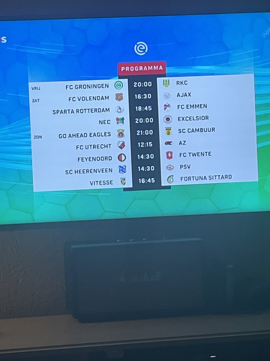 sascha1986's tweet photo. Uhmmm @KNVB wat klopt er hier niet?! #dtv #Eredivisie https://t.co/UOi5w0g9Pi