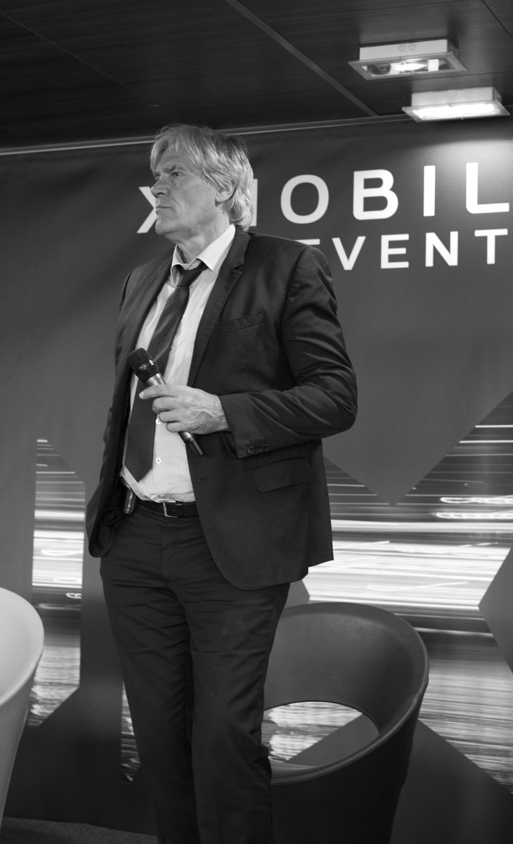 cros_alexandre's tweet photo. Encore une belle édition du #XMobility au @ofcourselemans  l événement où se rencontrent les enjeux des mobilités. Merci aux élus manceaux pour leur soutien @LeMansTech1 @SLeFoll @ChartonPatricia https://t.co/53dgQwl2Me