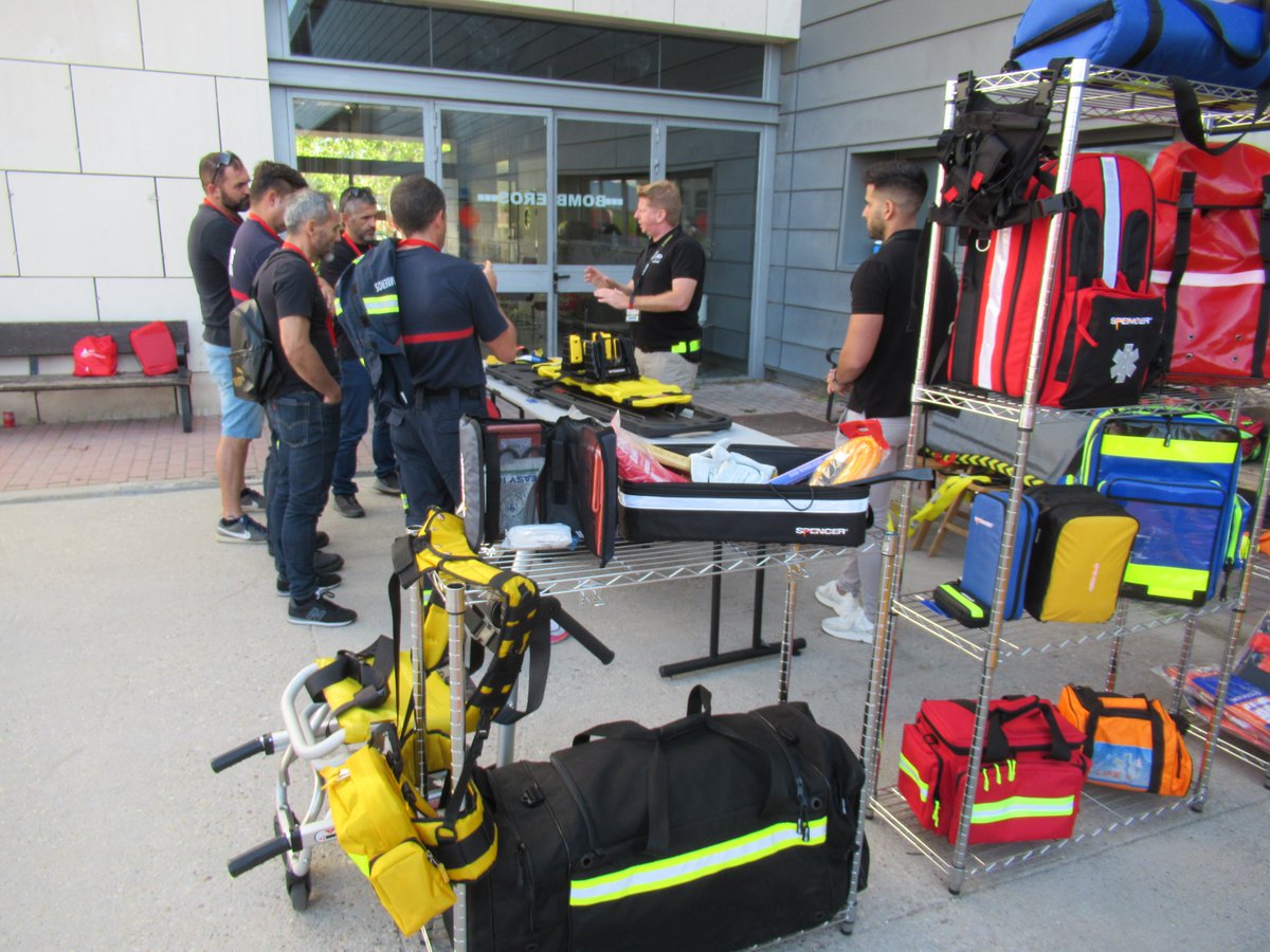 PRLbomberos's tweet photo. 3/4 Resumen en imágenes de lo vivido en Alcorcón.
Estamos satisfechos de cómo ha salido. El feedback que nos han dado es bueno.
Gracias a todos los que nos acompañaron, a los patrocinadores y colaboradores.
Andamos cansados pero ha merecido la pena. Ya pensando en el siguiente.💪 https://t.co/cuQ7l3WSex