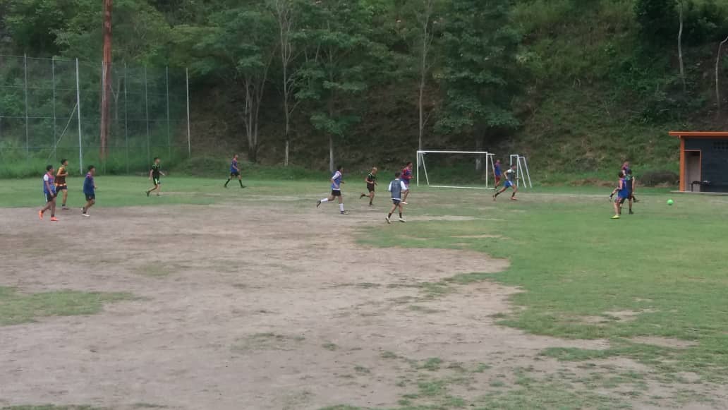 AcademiaKuikas's tweet photo. Nuestros guerreros se preparan para la participación en la Liga Nacional de Fútbol Masculino (3era División ) ¡Vamos guerreros! https://t.co/vpjz0JAAQA