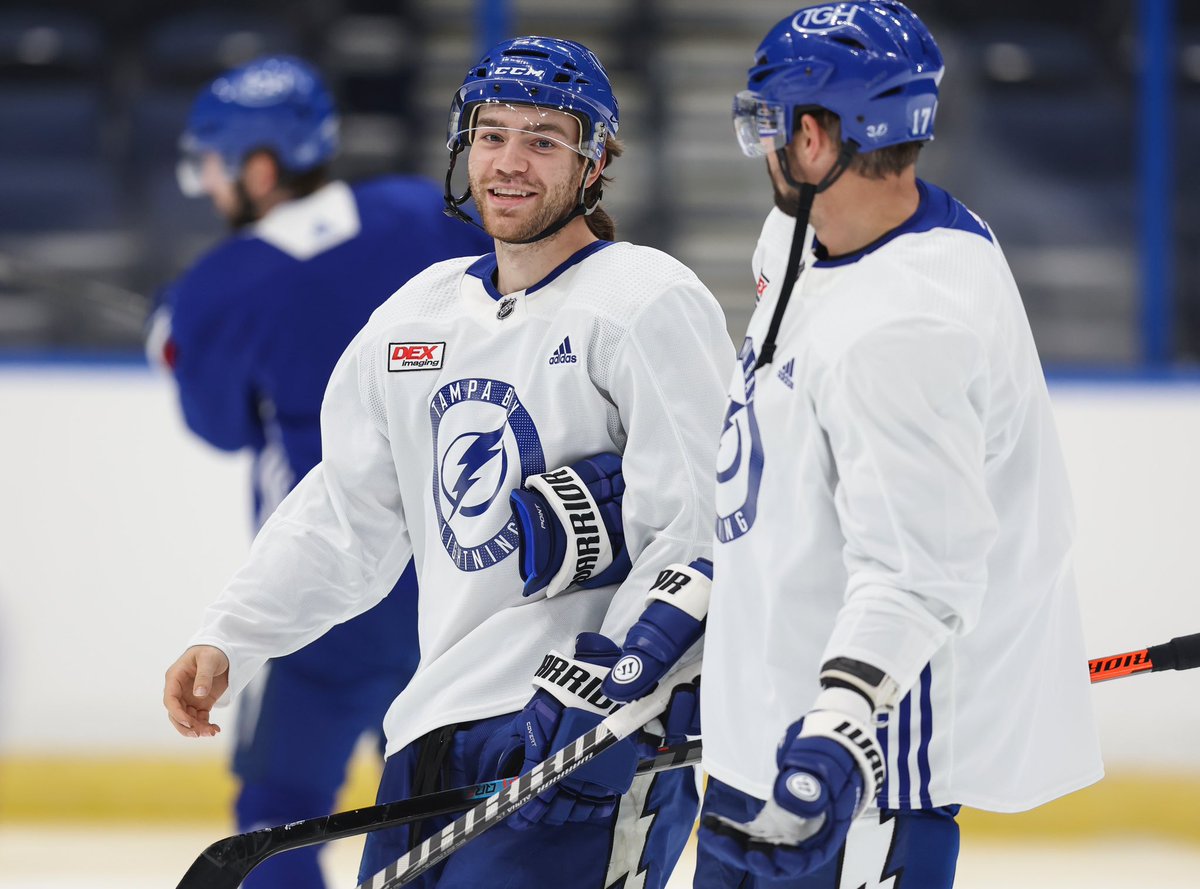 TBLightning's tweet photo. Happy to be home 😄 https://t.co/RObl772IL5