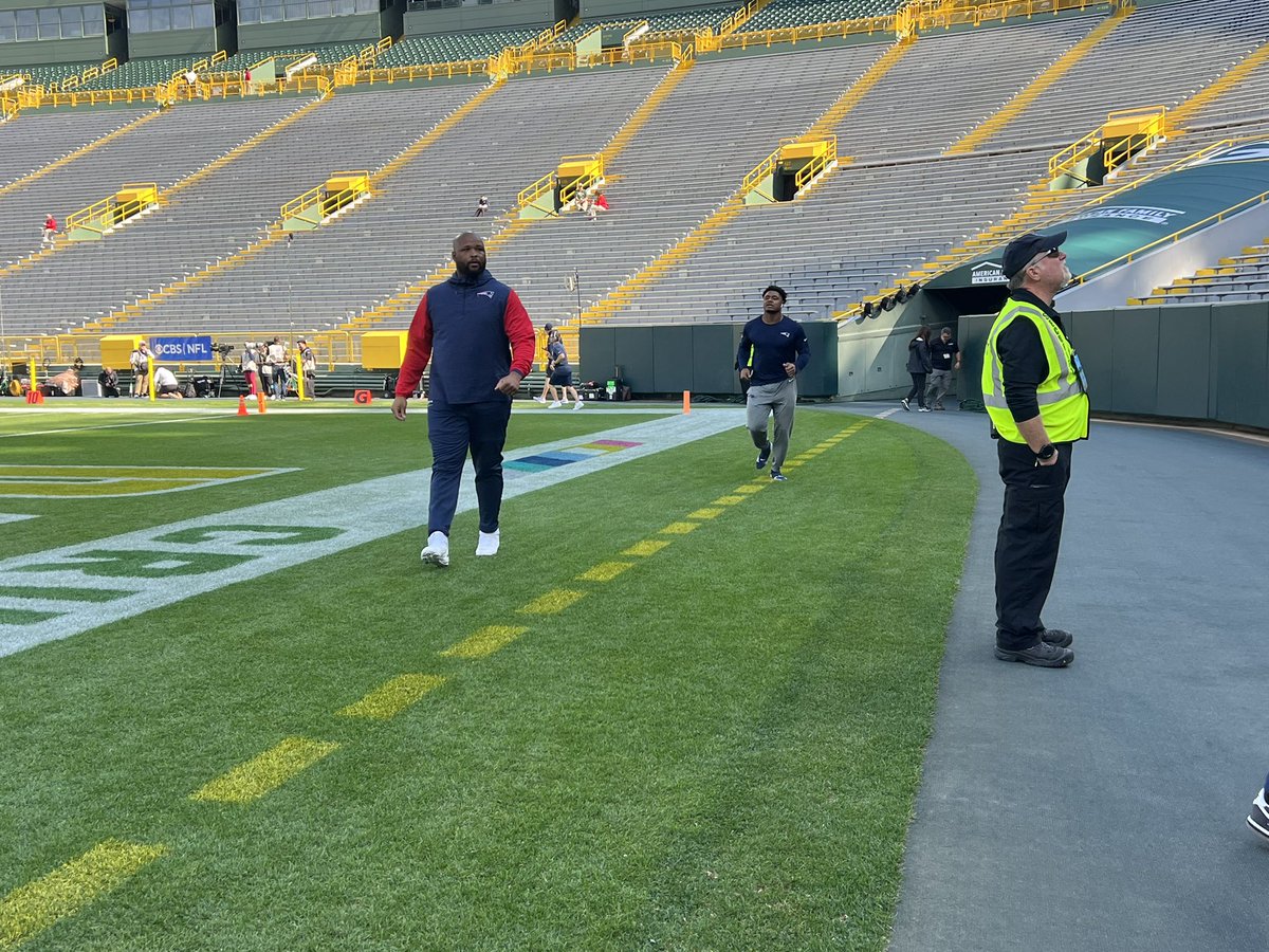 MikeReiss's tweet photo. Marcus Cannon. Elevated. https://t.co/YeBZxv7v3d
