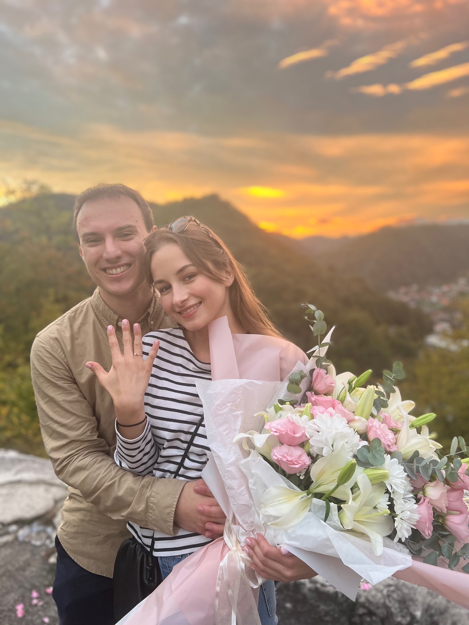 Luka on X: She said yes For real now 😂😂😂 🥰🥰😇  t.couzsM85giuF  X