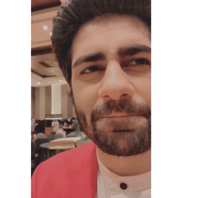 Hieee after soo long....😅
But need to wish Him 🥺
Happiestt bdayyy Rra 🐣🥳 may be i don't come online often, still tum par nazar rehti hai meri🌚🤪 Always wishing best for you 🥺♥♥ Sending u pyaar, hugs and peace 🍀♥
Lo kissi lelo 😘
#RrahulSudhir
#RraArmy 
HBD RRAHUL SUDHIR